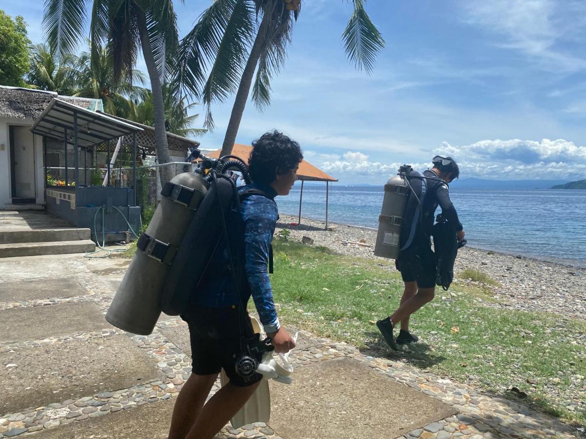 Saltitude Dive & Beach Resort Mabini  Exterior photo